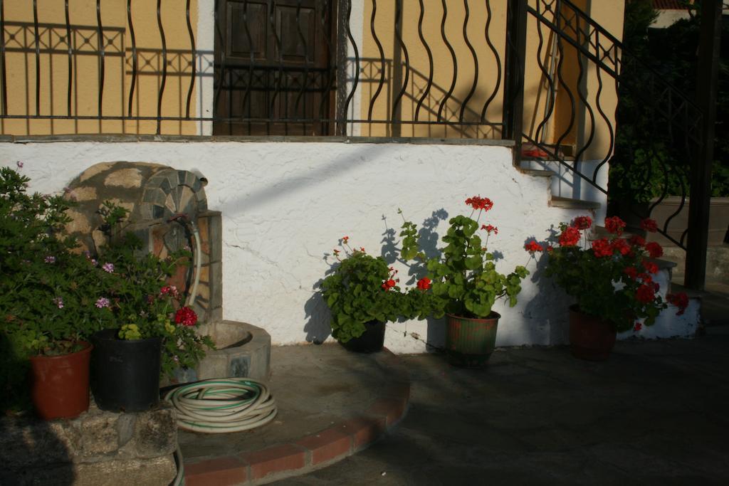 Xenios Loutra Village Karnagio Exterior foto