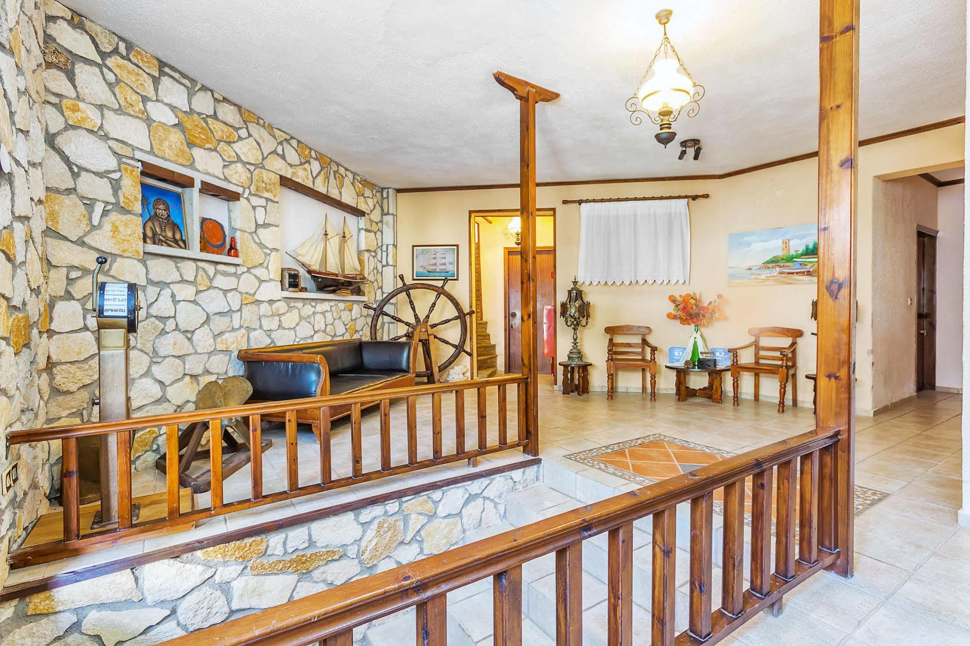 Xenios Loutra Village Karnagio Exterior foto